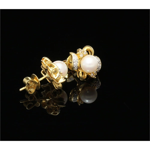 18ct Yellow Gold Diamond & Pearl Earrings