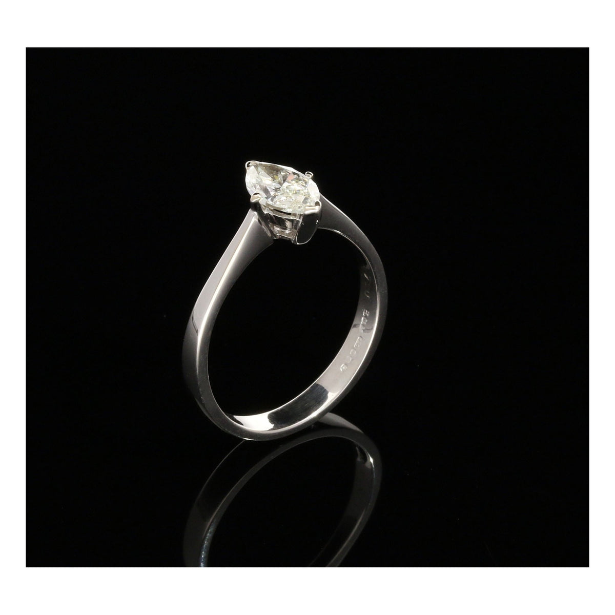 18ct White Gold 1.06ct Marquise Cut Diamond Solitare
