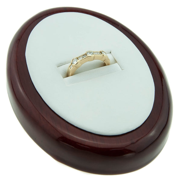 18ct Yellow Gold Half Eternity Ring. I/J - VS1/VS2 - 0.52ct