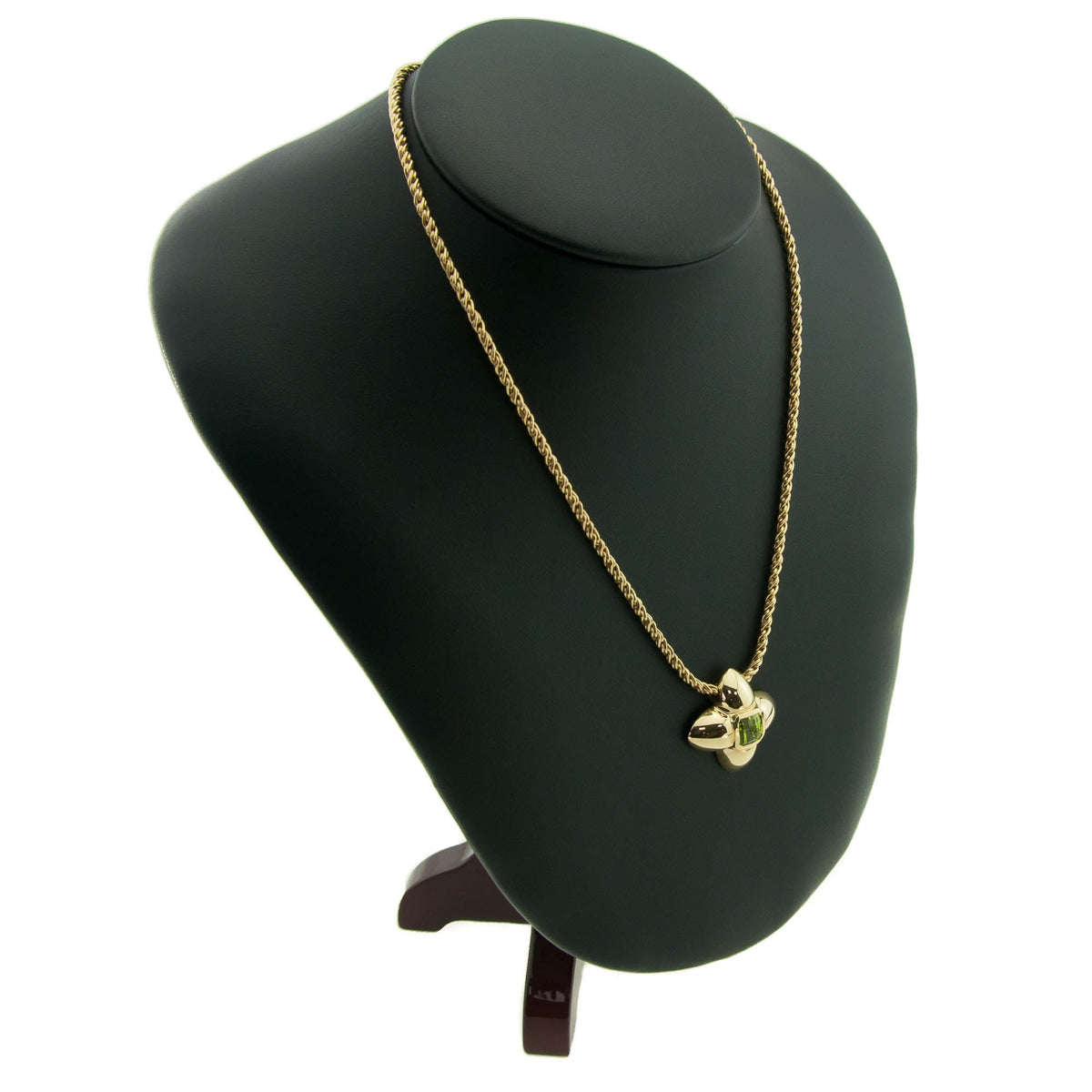 Peridot 18ct Yellow Gold Pendant & Chain