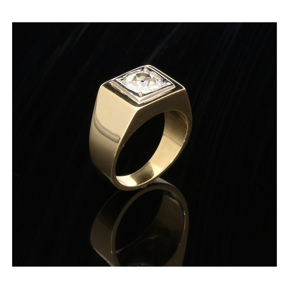 18ct Yellow Gold Men's Diamond Signet Ring - 1.26ct - VS1/VS2