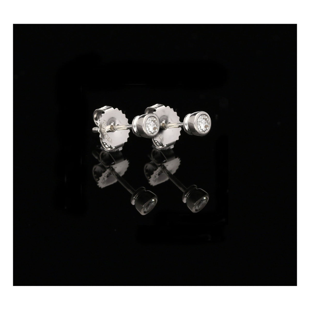 Platinum Diamond Stud Earrings 0.20ct