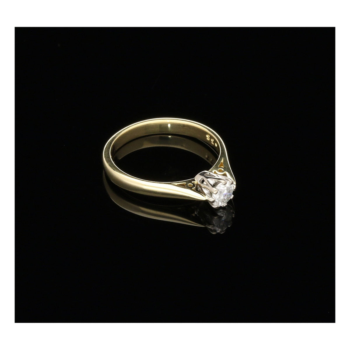 18ct Yellow Gold Engagement Ring - 0.33ct