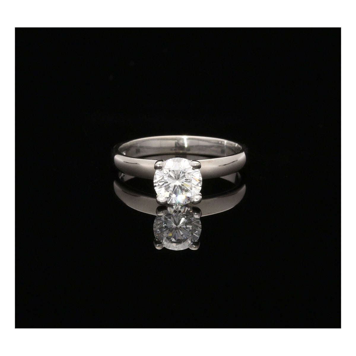 18ct White Gold Diamond Engagement Ring - 1.00ct