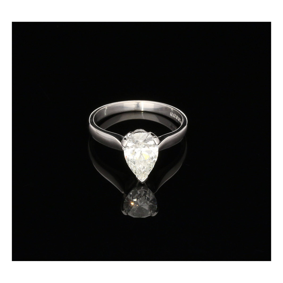 18ct White Gold Pear Shaped Diamond Engagement Ring - 1.50ct