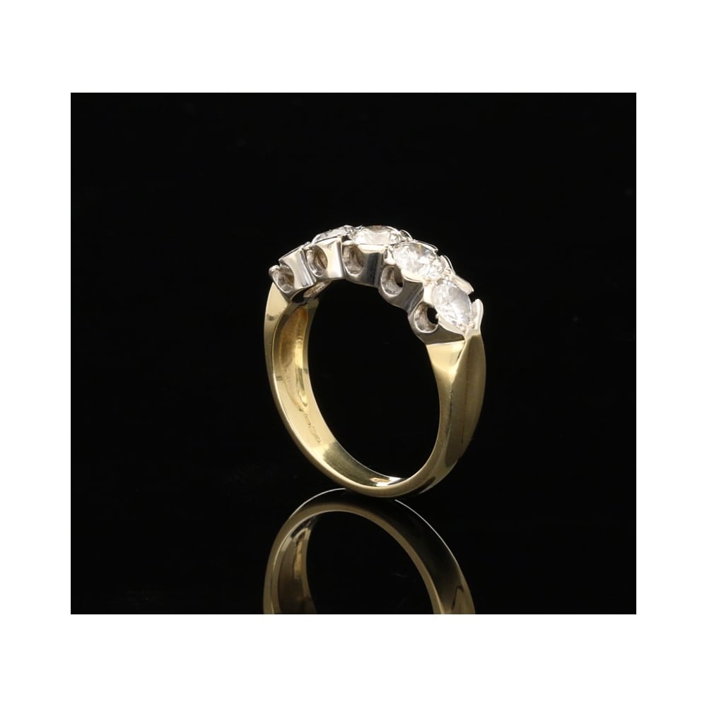 18ct Five Stone Diamond Ring - 1.54ct