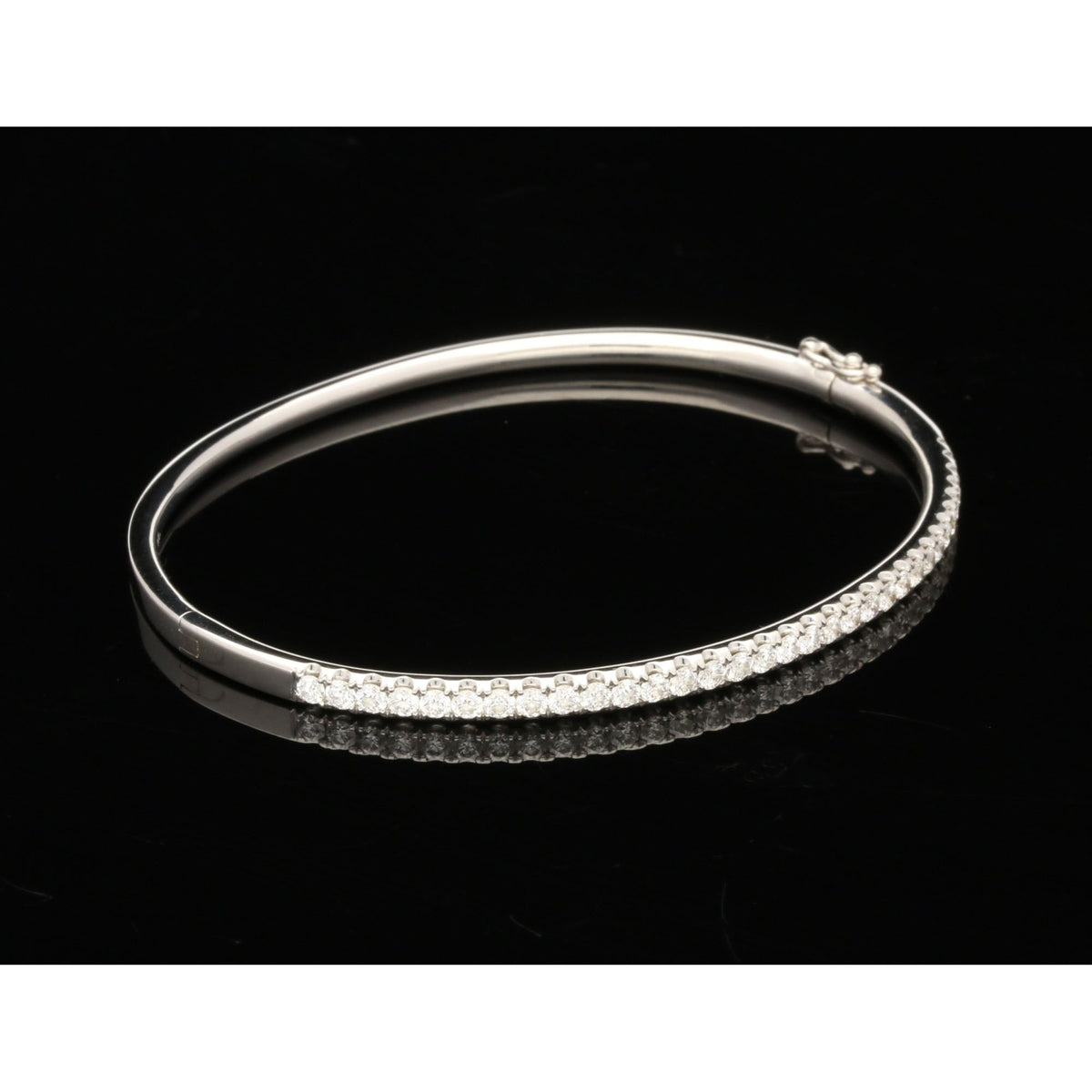 18ct White Gold Diamond Bangle - 1.32ct