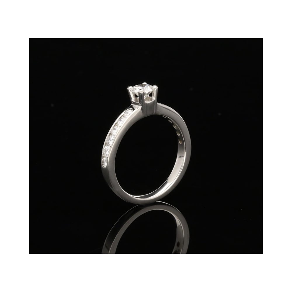 Platinum Diamond Engagement Ring - Diamond Shoulders - 1.00ct