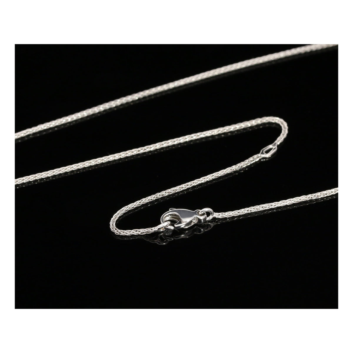 18ct White Gold Diamond Pendant & Chain - David M Robinson