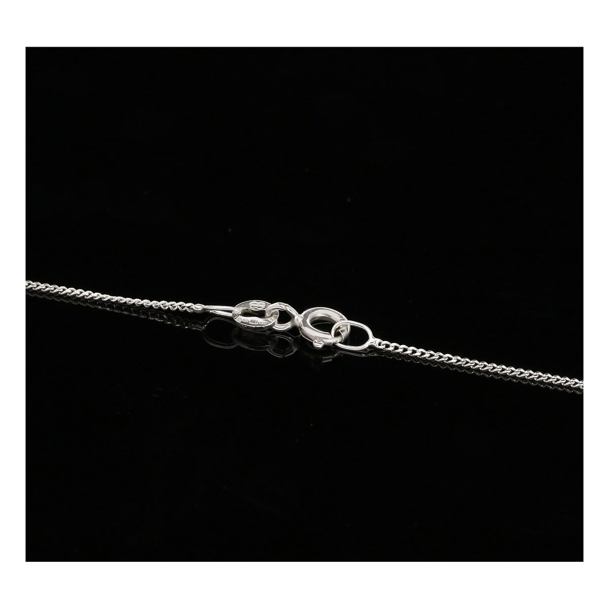 9ct White Gold 0.50ct Diamond Pendant & Chain