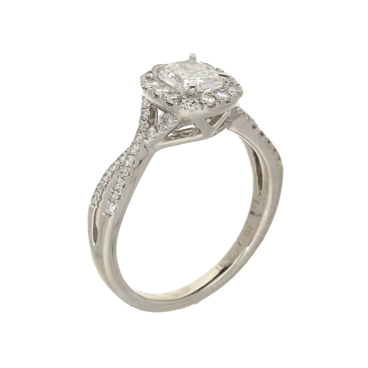 18ct White Gold Cushion Cut Diamond Engagement Ring - 0.99ct