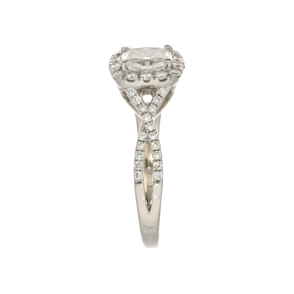 18ct White Gold Cushion Cut Diamond Engagement Ring - 0.99ct