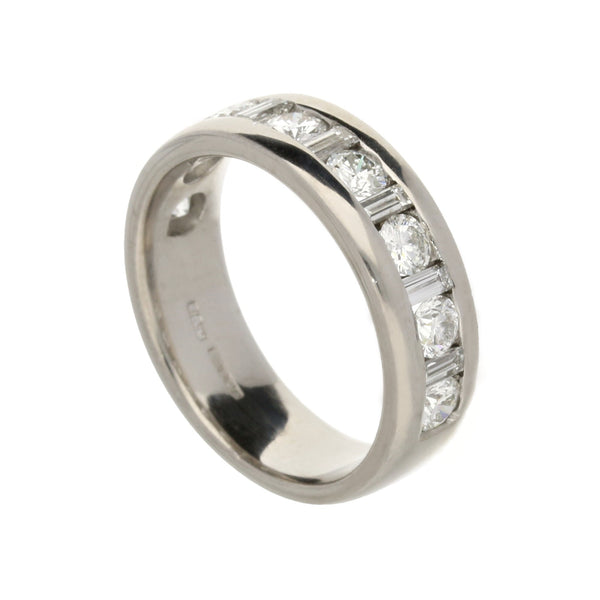 Gents 14ct White Gold Diamond Ring