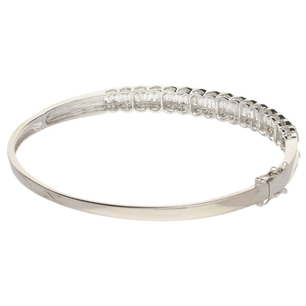 1.48ct Diamond 18ct White Gold Bangle