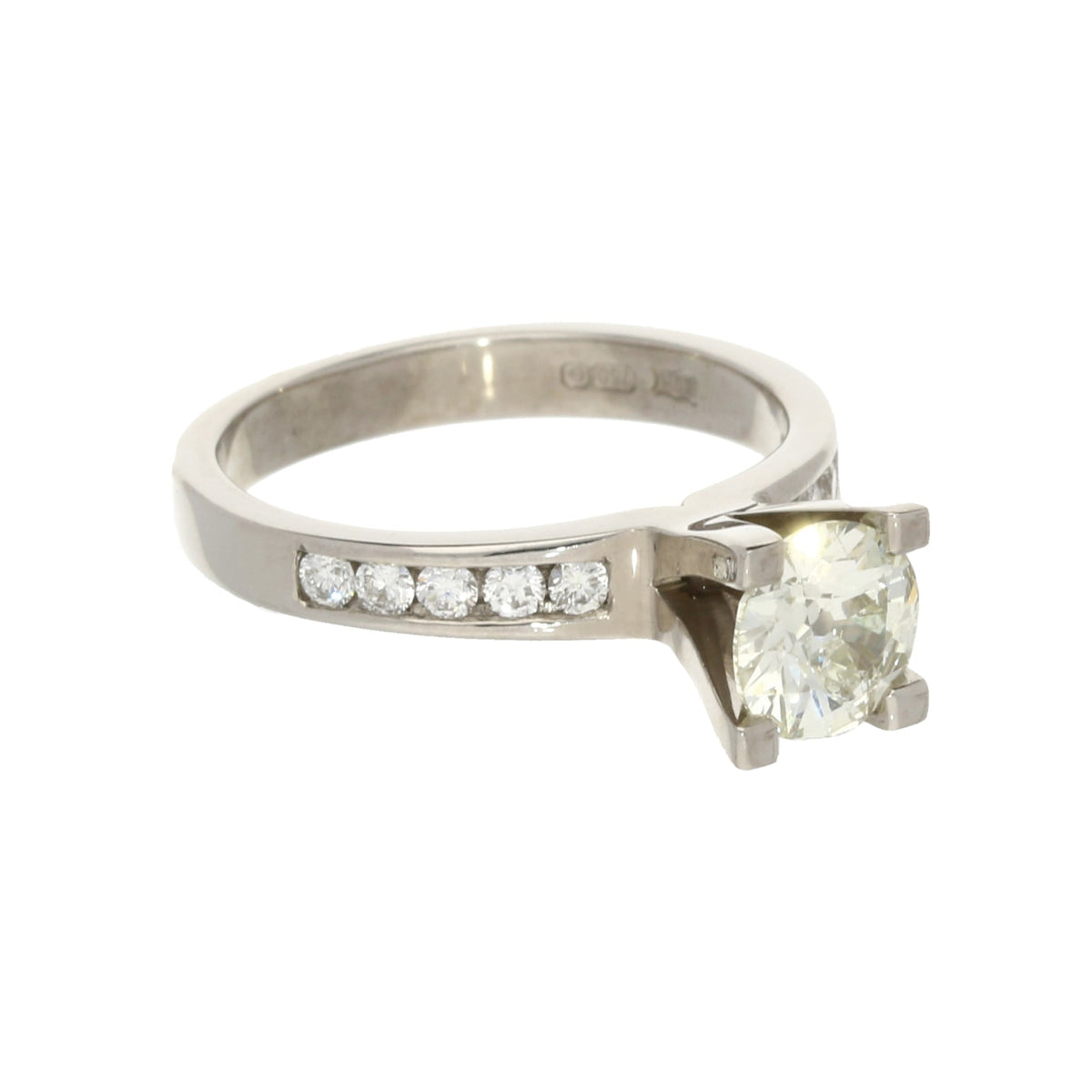 18ct White Gold 1.67ct Diamond Engagement Ring