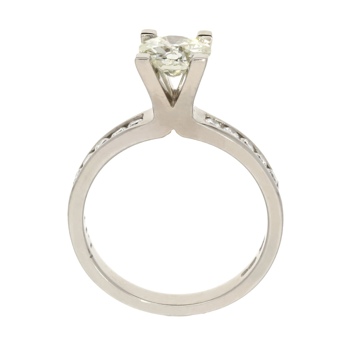 18ct White Gold 1.67ct Diamond Engagement Ring