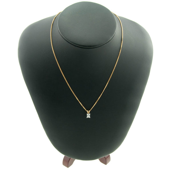 18ct Yellow & White Gold Diamond Pendant & Chain - 0.72ct
