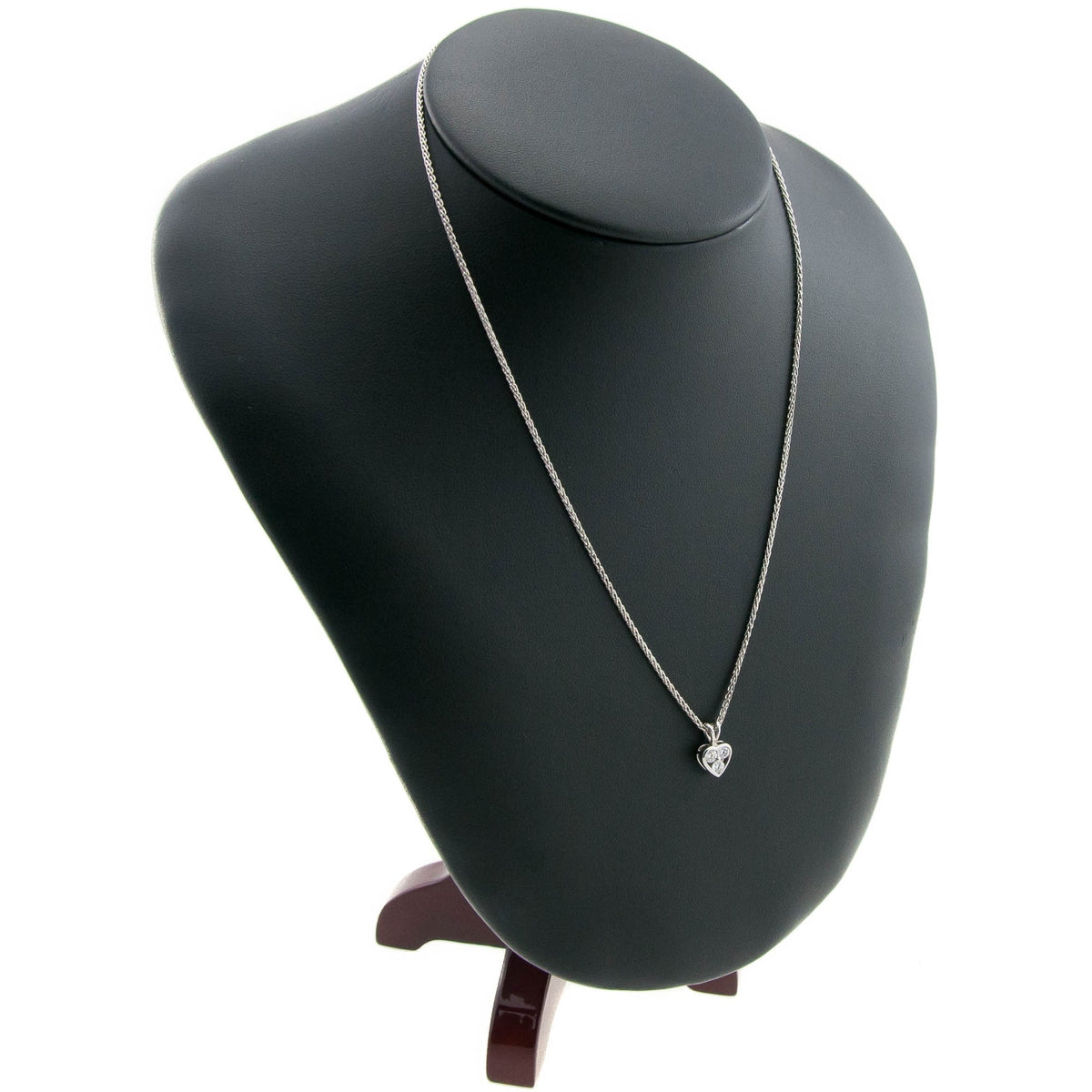 Platinum 0.30ct heart Shaped Diamond Pendant & Chain