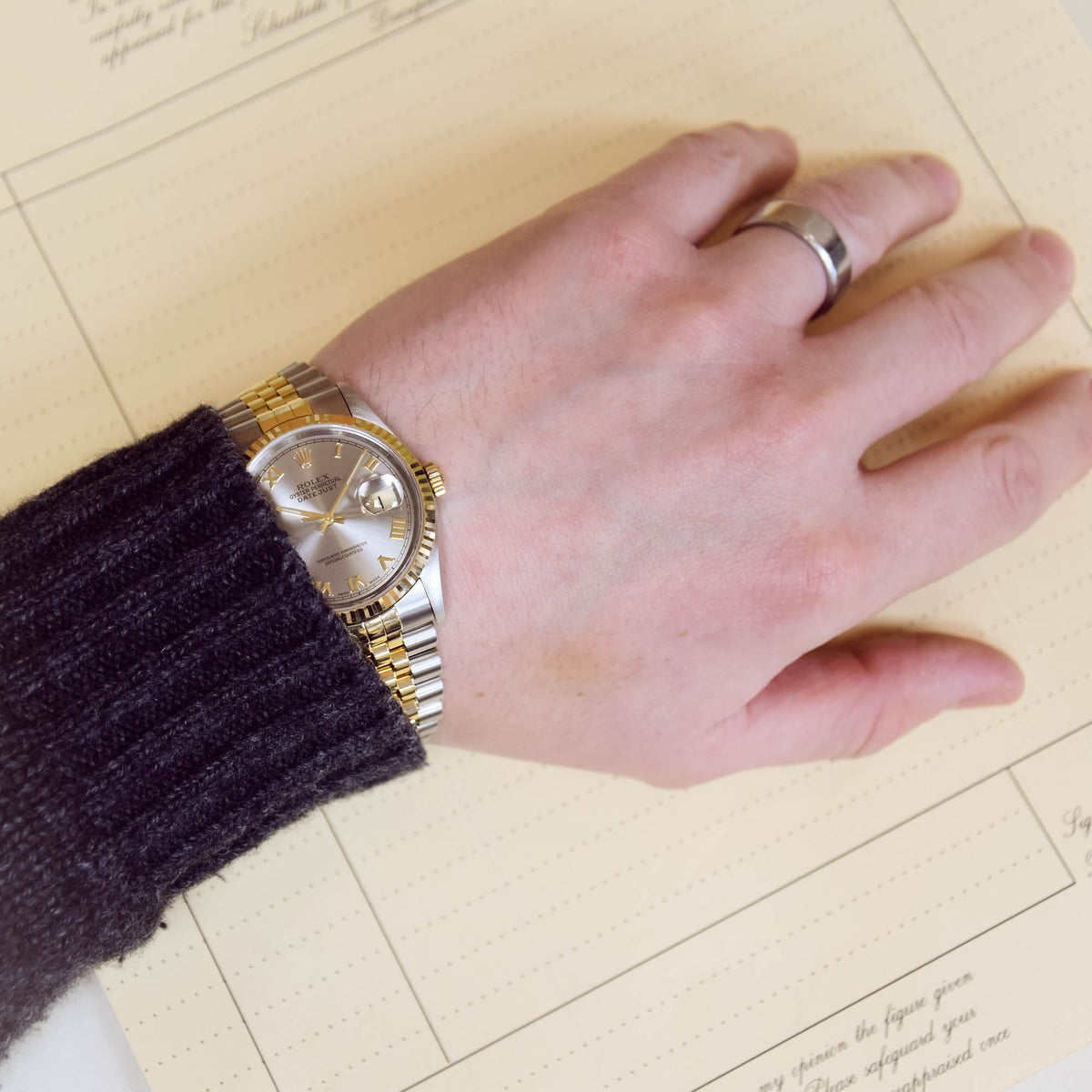 Datejust 16233 - Silver Roman Dial - 2001