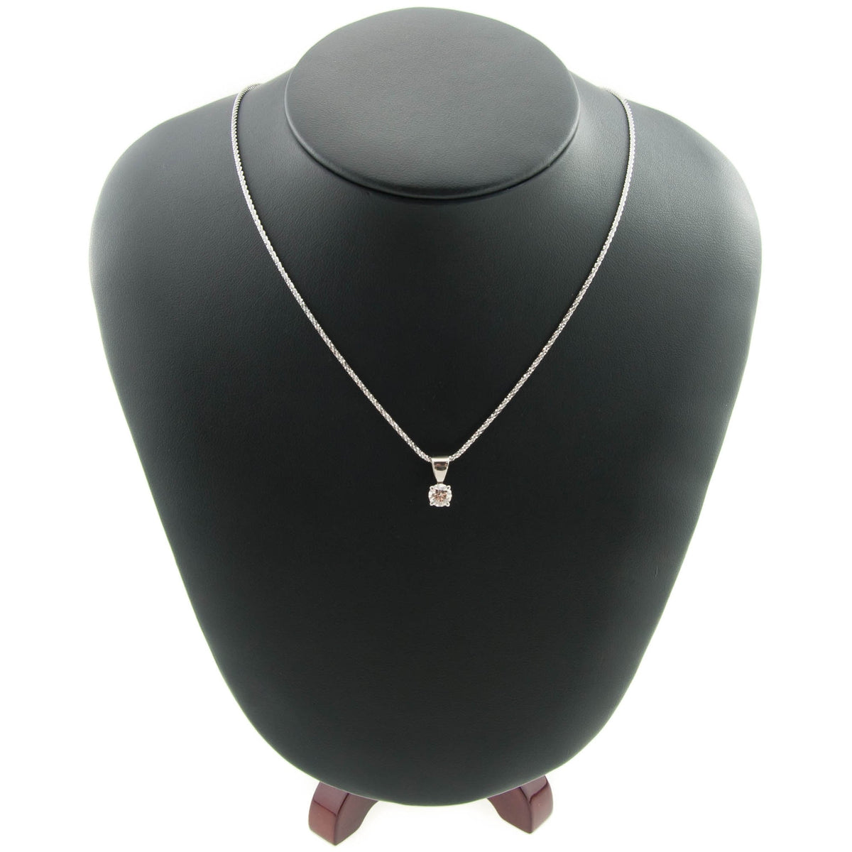 White Gold 0.70ct Diamond Pendant & Chain