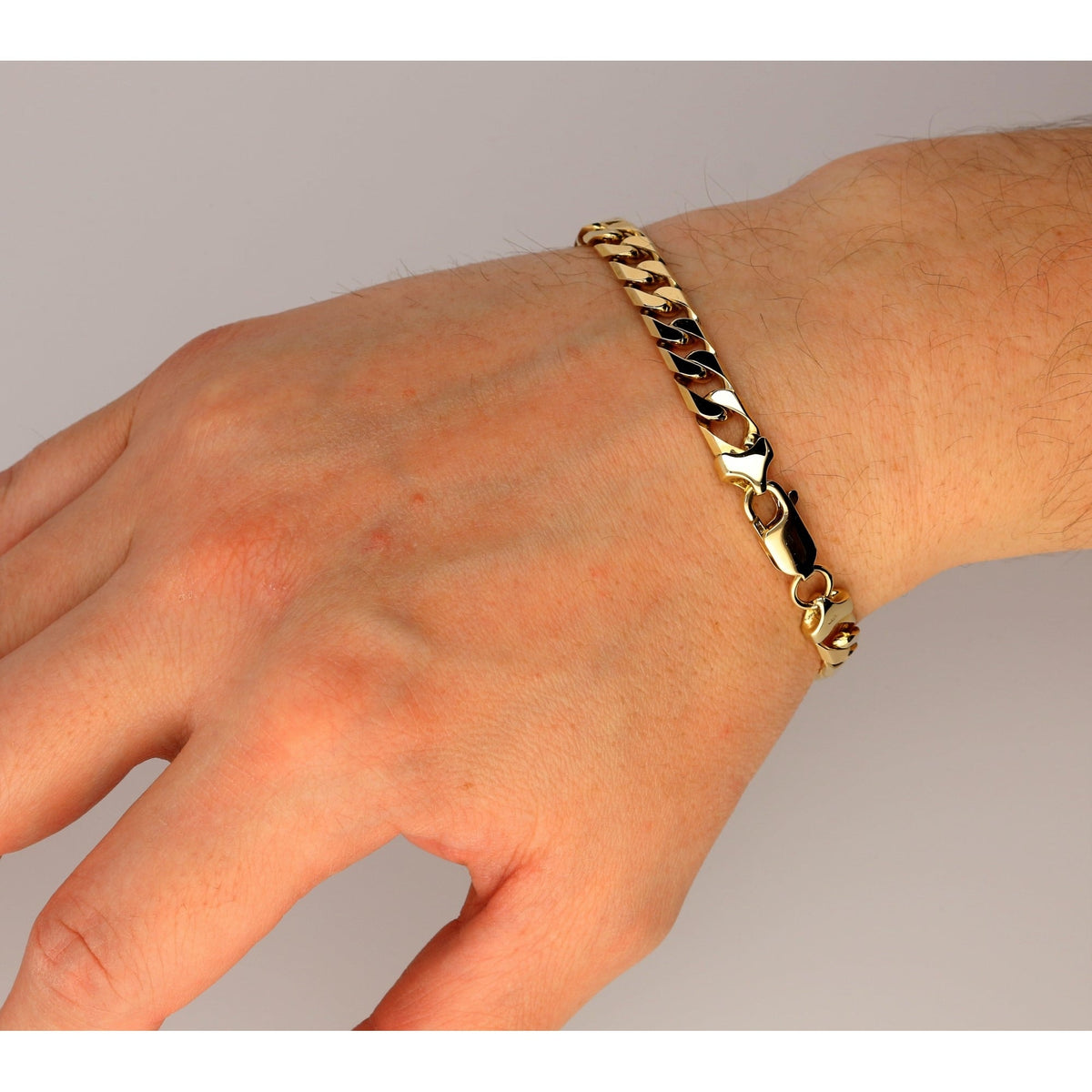 9ct Yellow Gold Gents Curb Bracelet - 21.50g