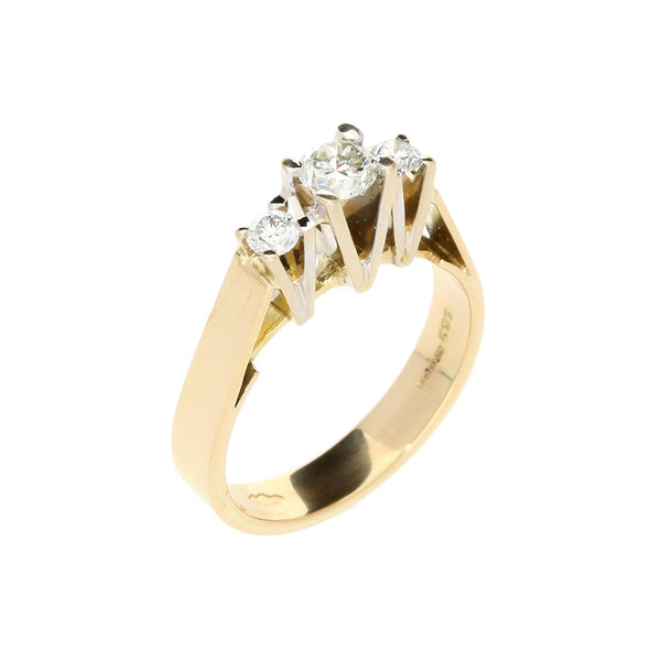 18ct Yellow Gold 3 Stone Diamond Ring - 0.50ct