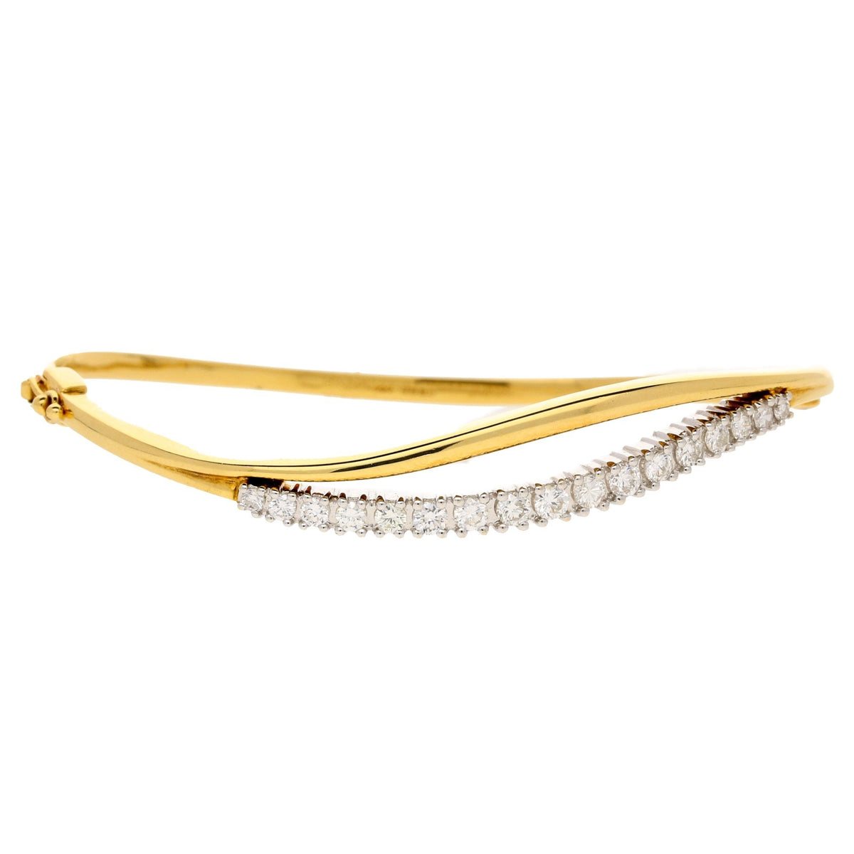 18ct Yellow Gold Split Diamond Wave Bangle 0.75ct