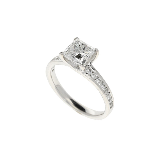 1.49ct Princess Cut Diamond Ring with Diamond Shoulders