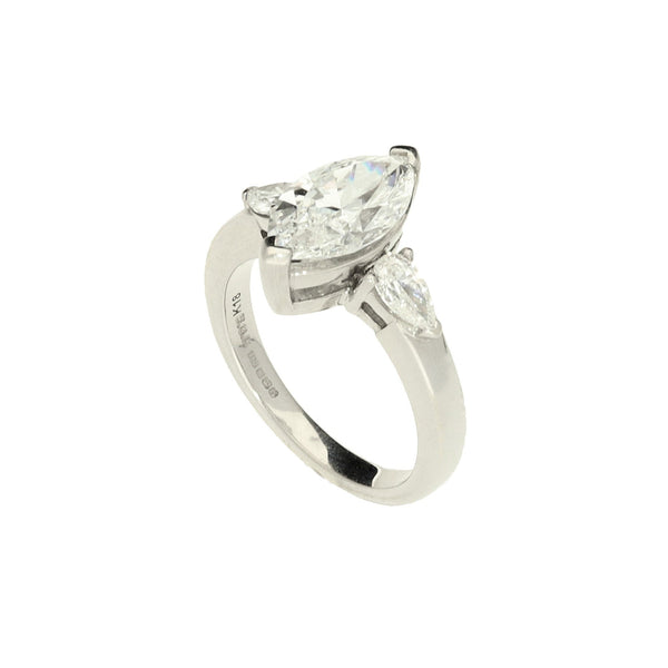 18ct White Gold Marquise Cut Diamond Ring - 2.46ct