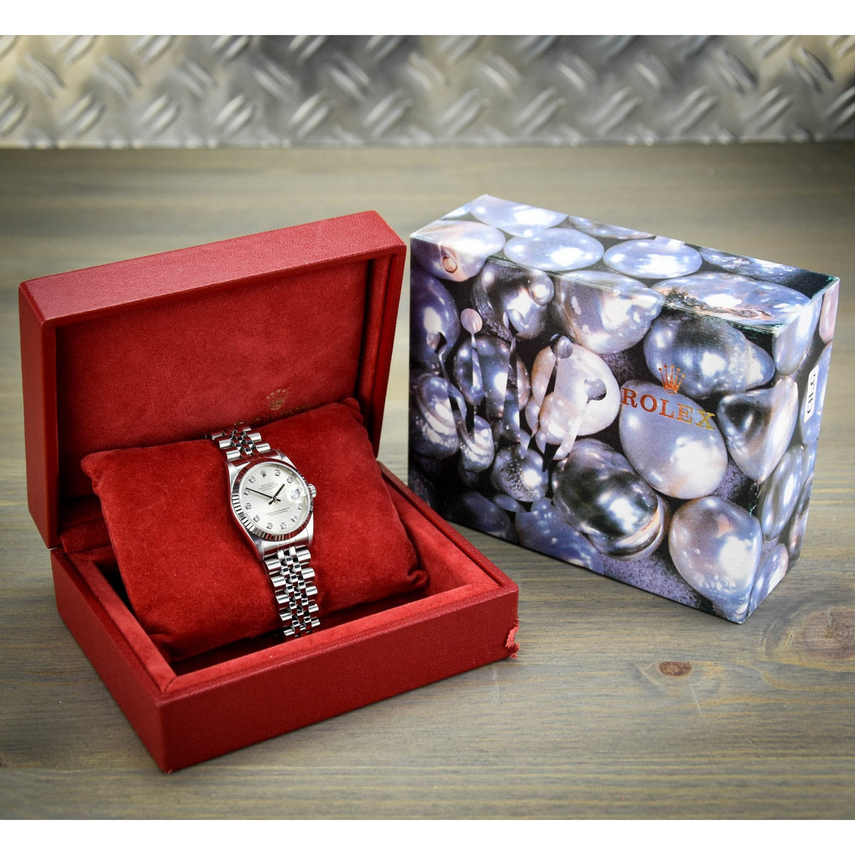 Datejust 68274 - 31mm Mid-Size - Silver Diamond Dial - 1996
