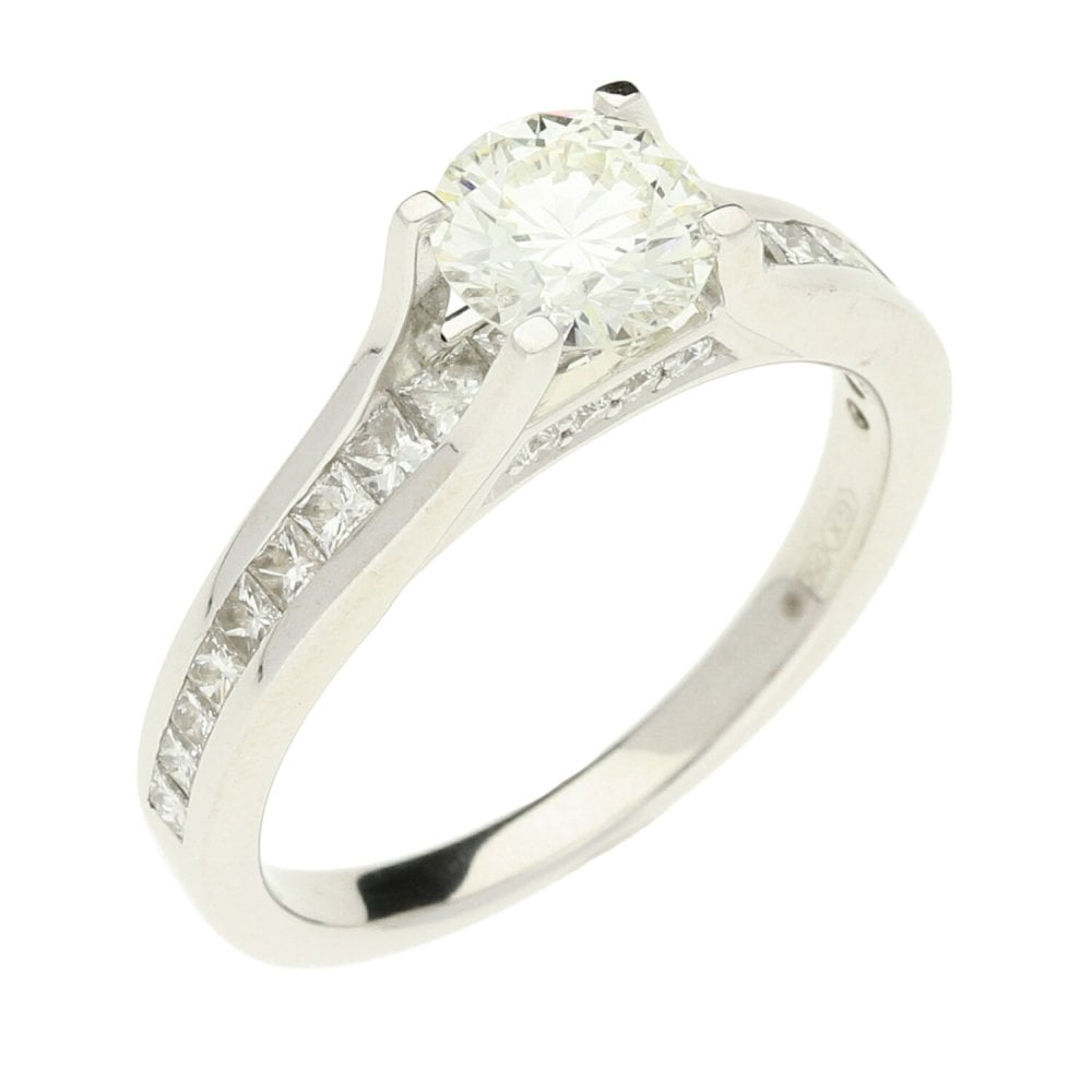 18ct White Gold Diamond Engagement Ring - 1.40ct
