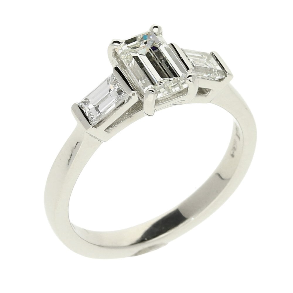 Ladies Platinum Diamond Engagement Ring - Size M - 1.42ct