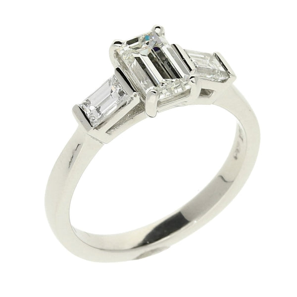 Ladies Platinum Diamond Engagement Ring - Size M - 1.42ct