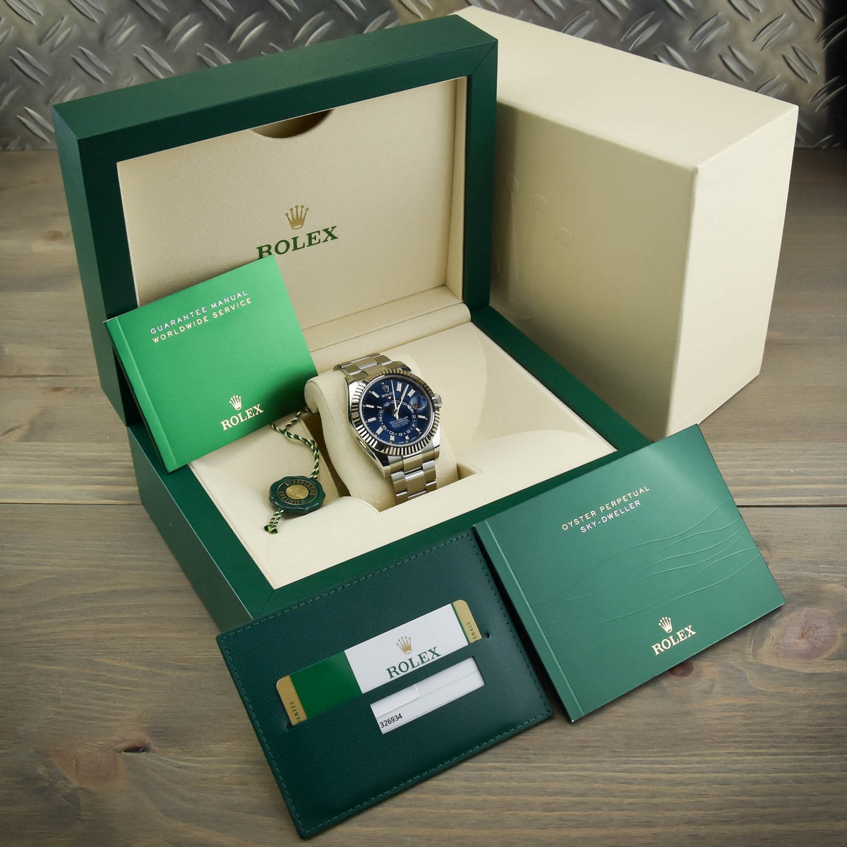 Sky-Dweller 326934 – Gents Watch – Blue Dial - Unworn 2019