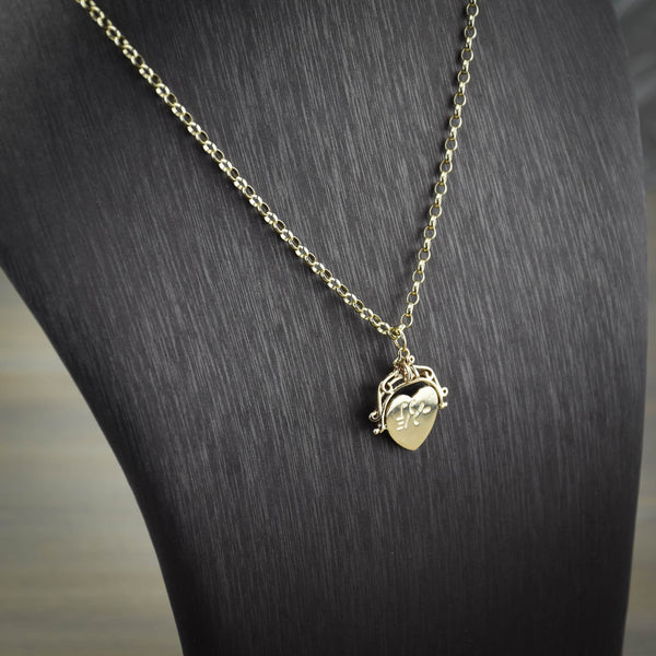 9ct Yellow Gold 'I Love You' Pendant & Chain - 12.9g