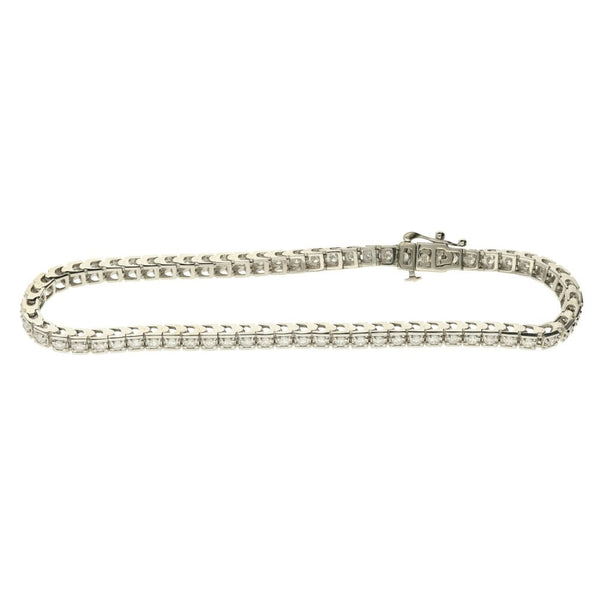 9ct White Gold 1.95ct Diamond Tennis Bracelet - 11.1g