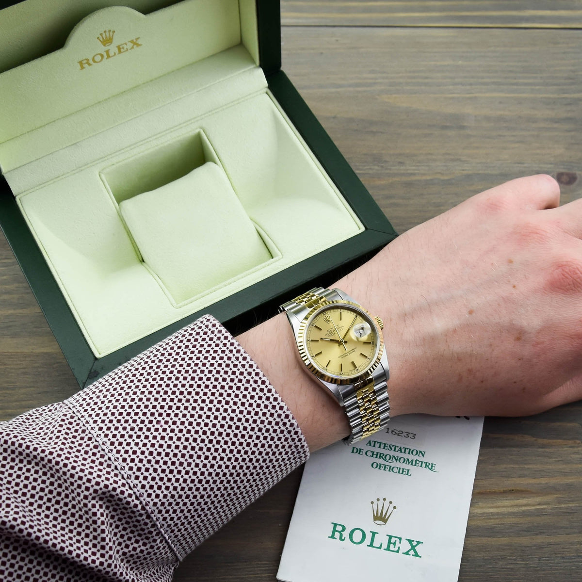 Datejust 16233 - Gents Watch - Champagne Dial - 1997