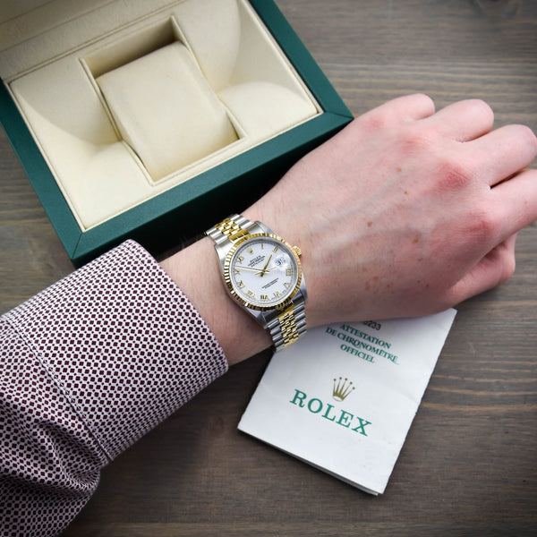 Datejust 16233 - White Roman Dial - 2000
