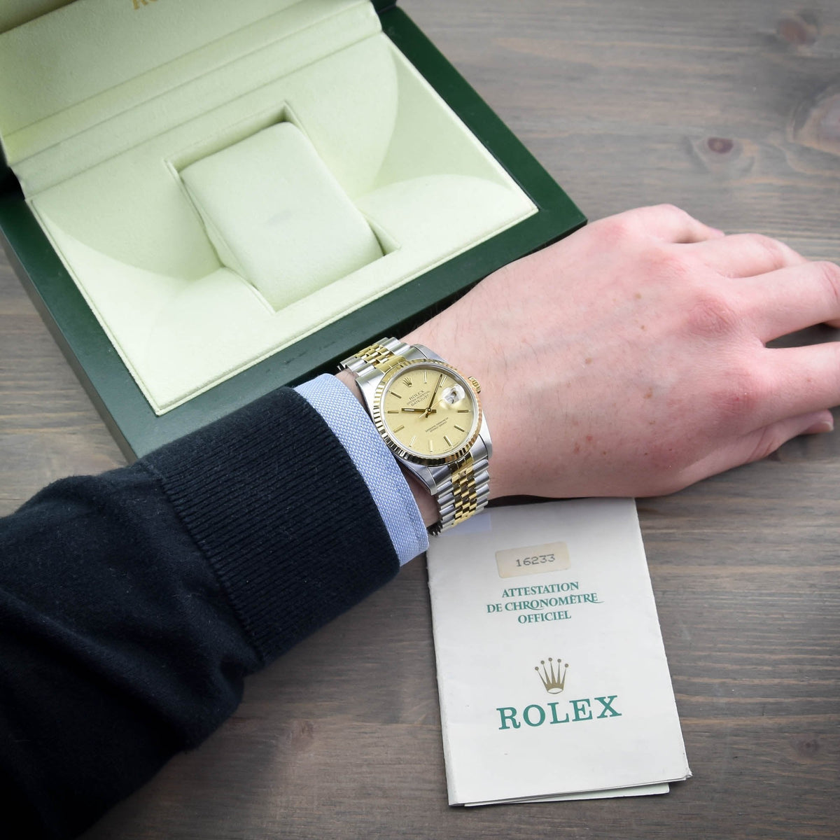 Datejust 16233 - Gold Tapestry Dial - 1990