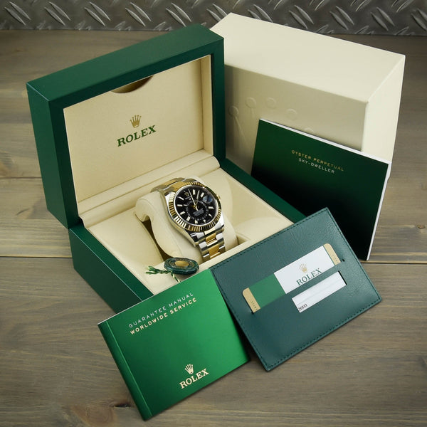 Sky-Dweller 326933 – Gents Watch – Unworn 2018