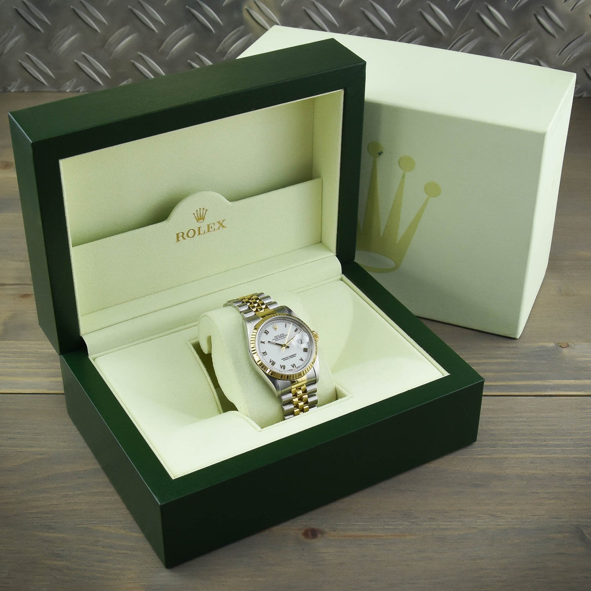 Datejust 16233 - Gents Watch - White Dial - 1995