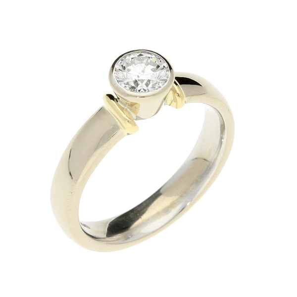 18ct White Gold 0.50ct Diamond Engagement Ring - 5.9g