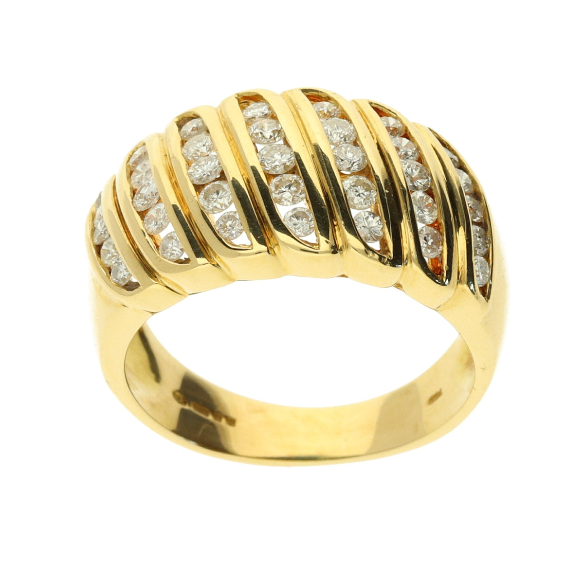 18ct Yellow Gold Diamond Ring - 0.90ct