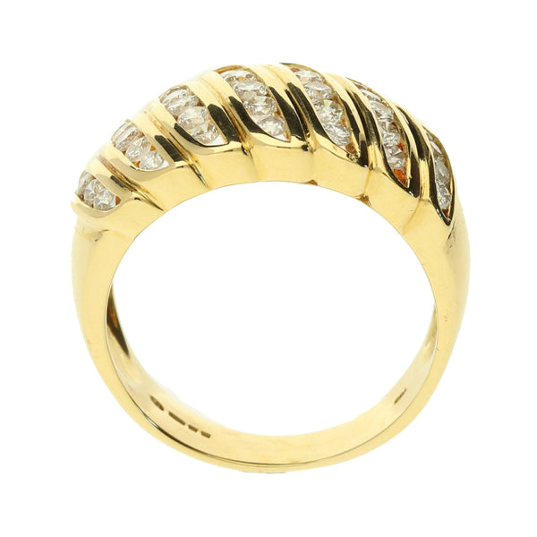 18ct Yellow Gold Diamond Ring - 0.90ct