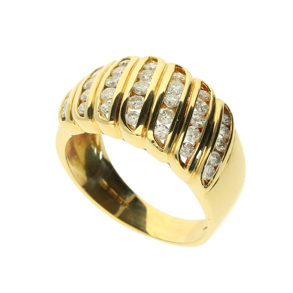18ct Yellow Gold Diamond Ring - 0.90ct