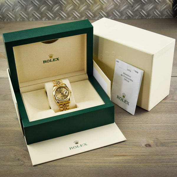 Oyster Perpetual Datejust 116208 - 18ct Gold - 2006