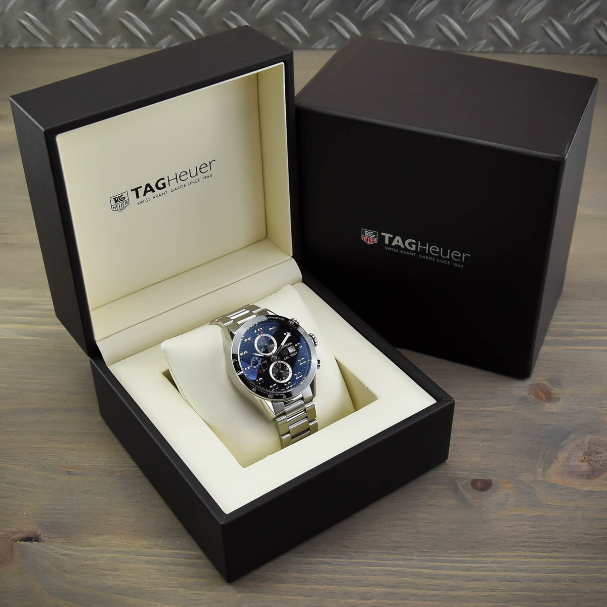 Carrera CAR2A10-2 Automatic Watch - Black Dial - 43mm