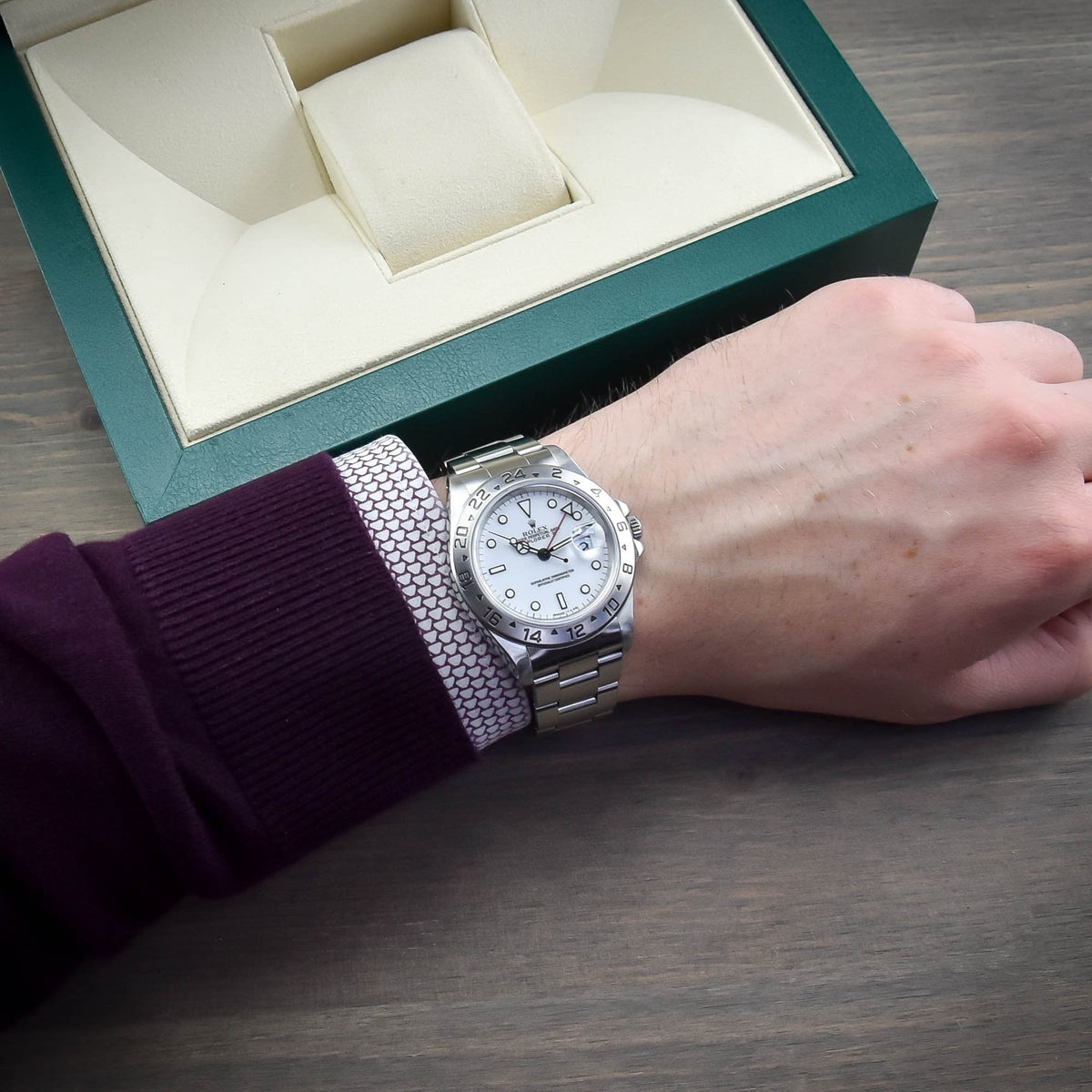 Explorer II 16570 - Gents Watch – White Dial - 1998