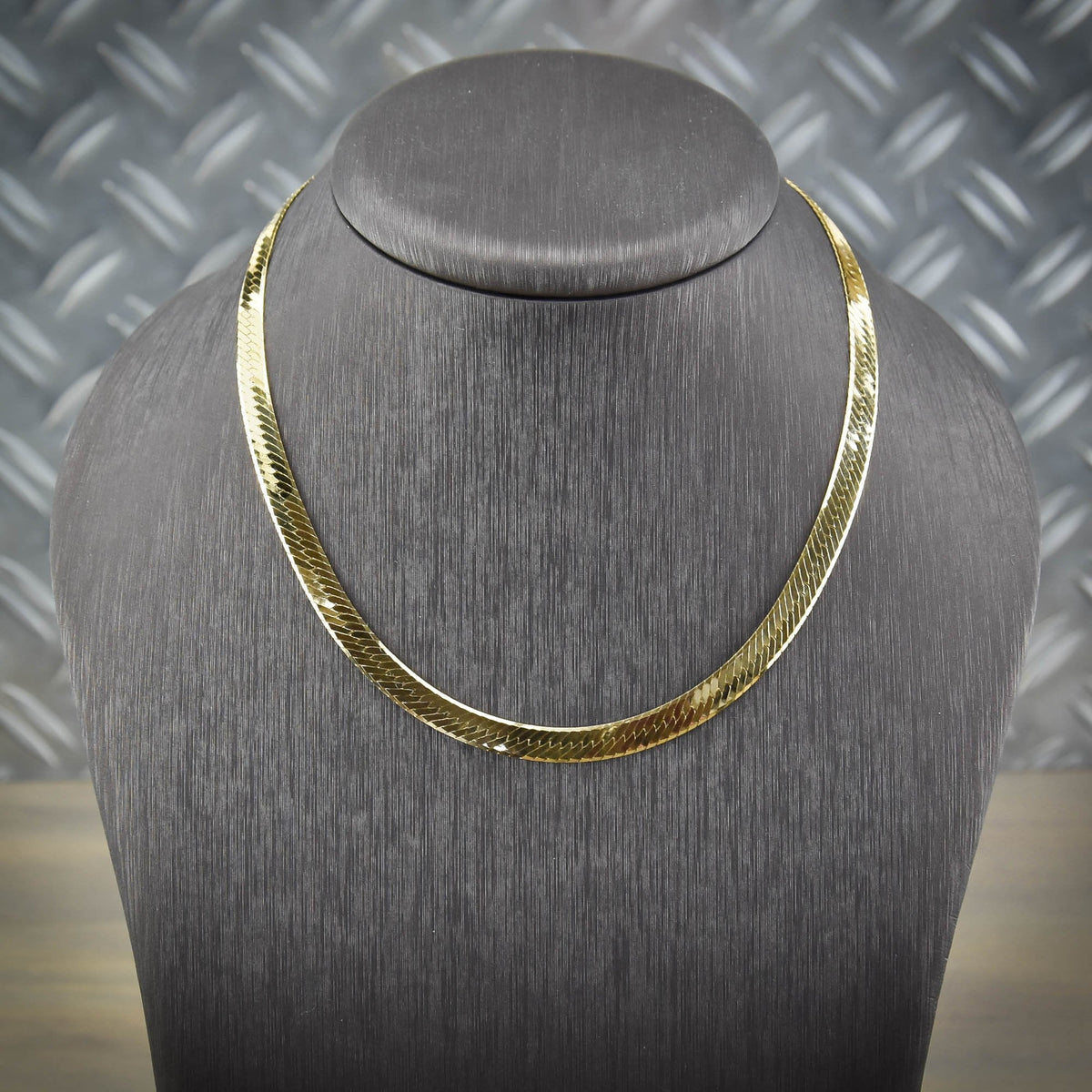 9ct Yellow Gold Necklet - 21.7g