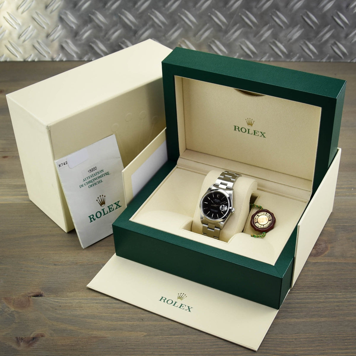 Date - Gents Watch - Black Dial - 2002